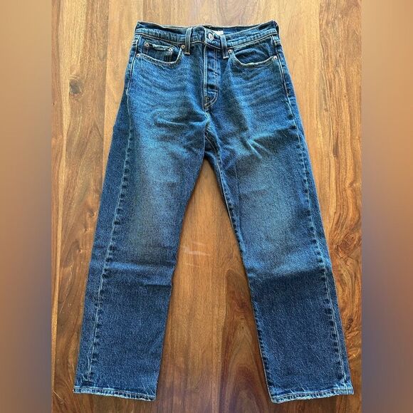 Levi's Wedgie Straight Jeans - Picture 1 of 7